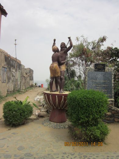 Statue île de Gorée, Marie Anne Etoundi, 5 février 2011