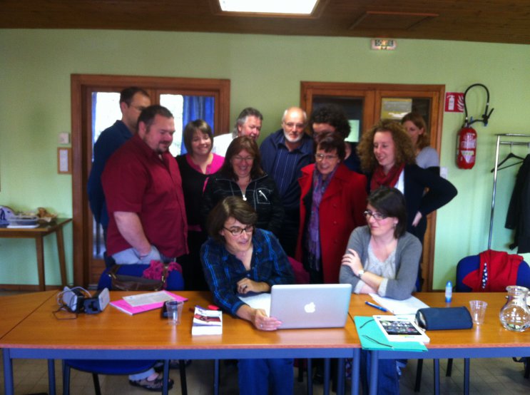 le groupe en communication avec Florianne